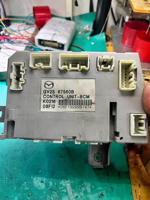 馬自達(dá)6電路線束圖片