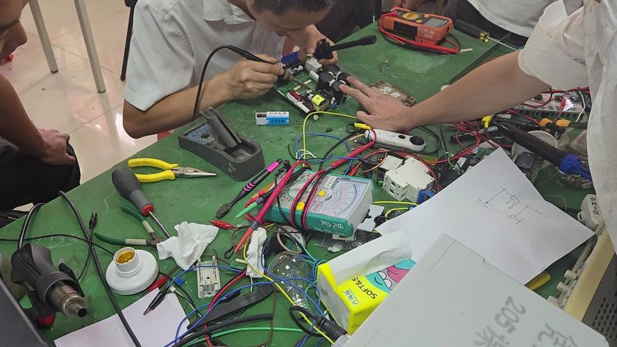 電路板維修培訓(xùn)：打造電子維修專業(yè)人才
